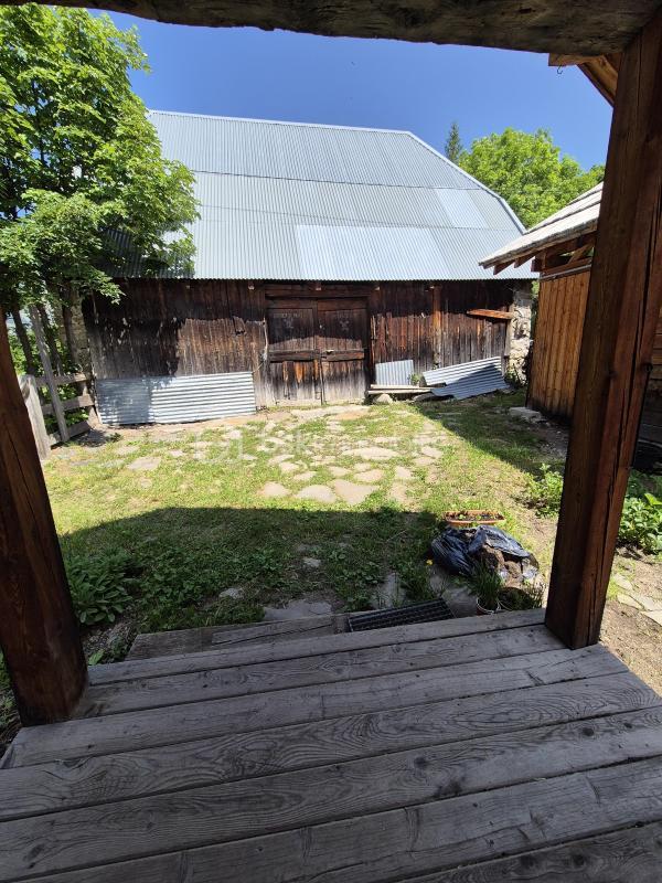 Corps de ferme - 180 m² - 6 pièces