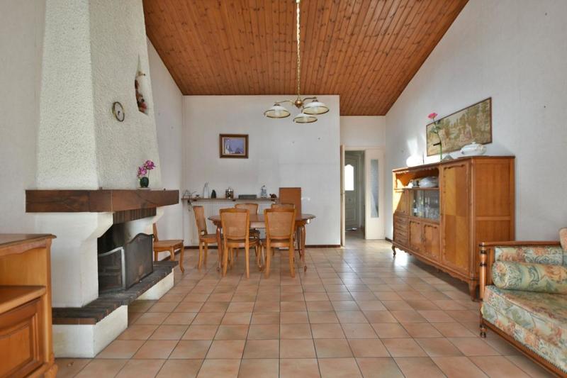 Maison - 99 m² - 5 pièces