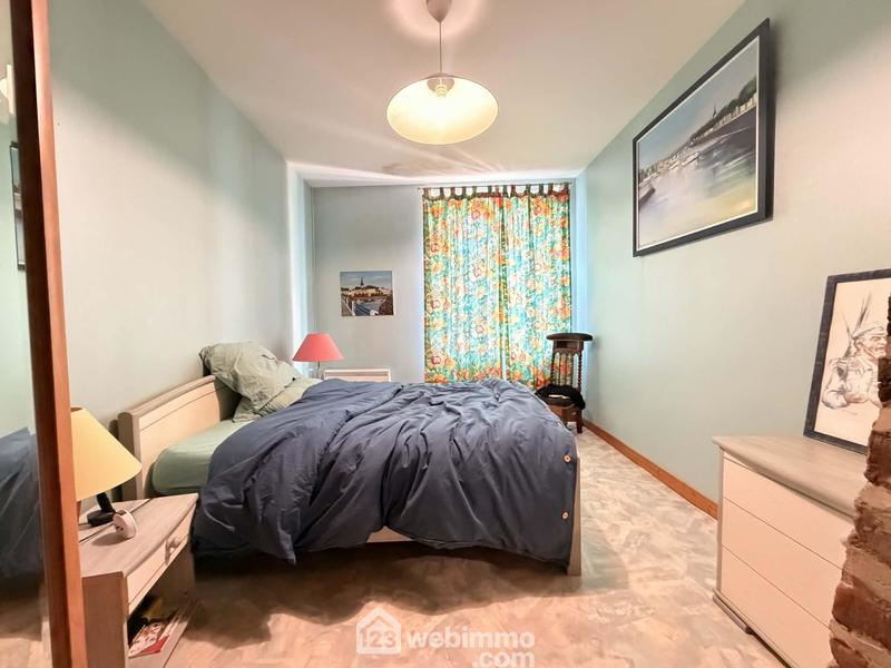 Maison - 226 m² - 7 pièces