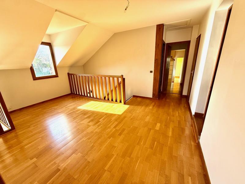 Maison - 175 m² - 7 pièces