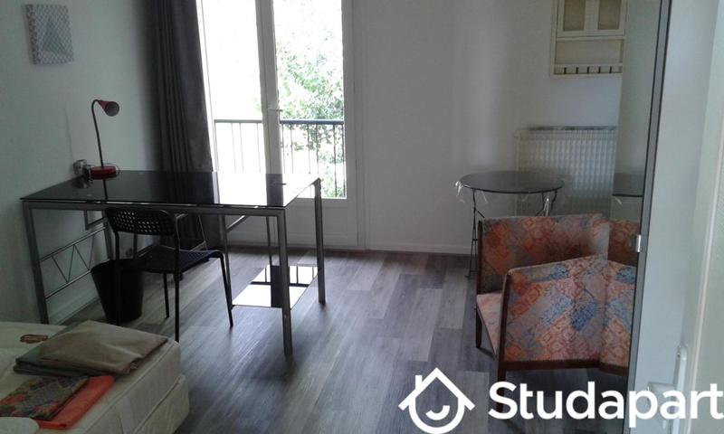 Chambre - 12 m² - 1 pièce