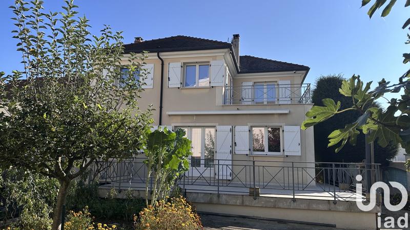 Maison - 140 m² - 7 pièces