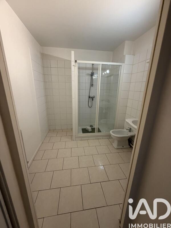 Appartement - 99 m² - 4 pièces