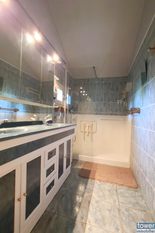 Maison - 109 m² - 7 pièces