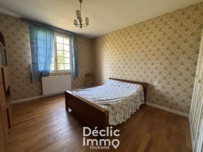 Maison - 250 m² - 8 pièces