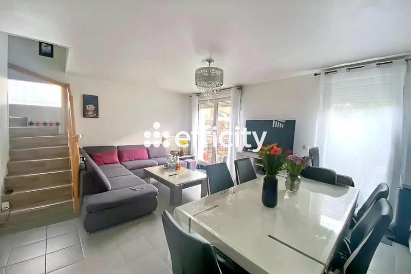 Maison - 85 m² - 4 pièces