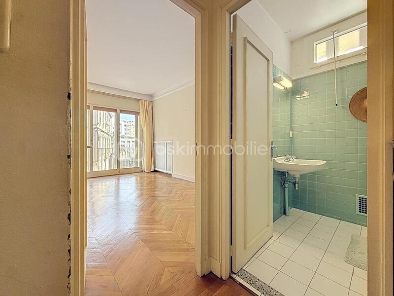 Appartement - 190 m² - 6 pièces