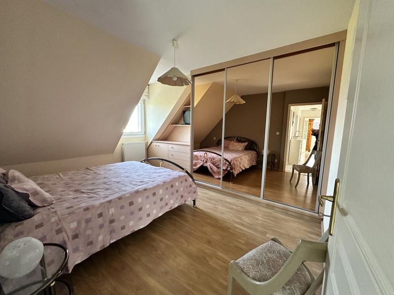 Appartement - 96 m² - 4 pièces