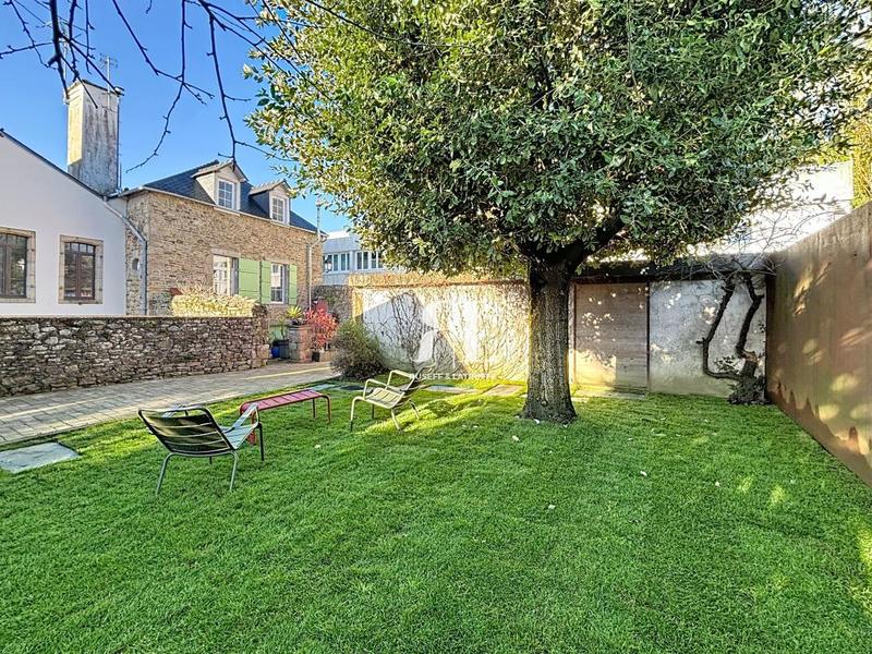 Maison - 161 m² - 6 pièces