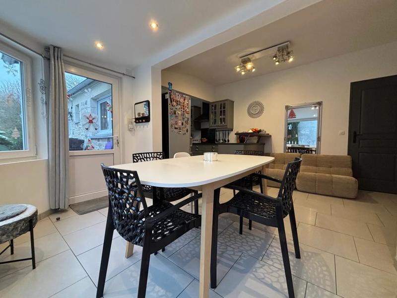 Maison - 110 m² - 5 pièces