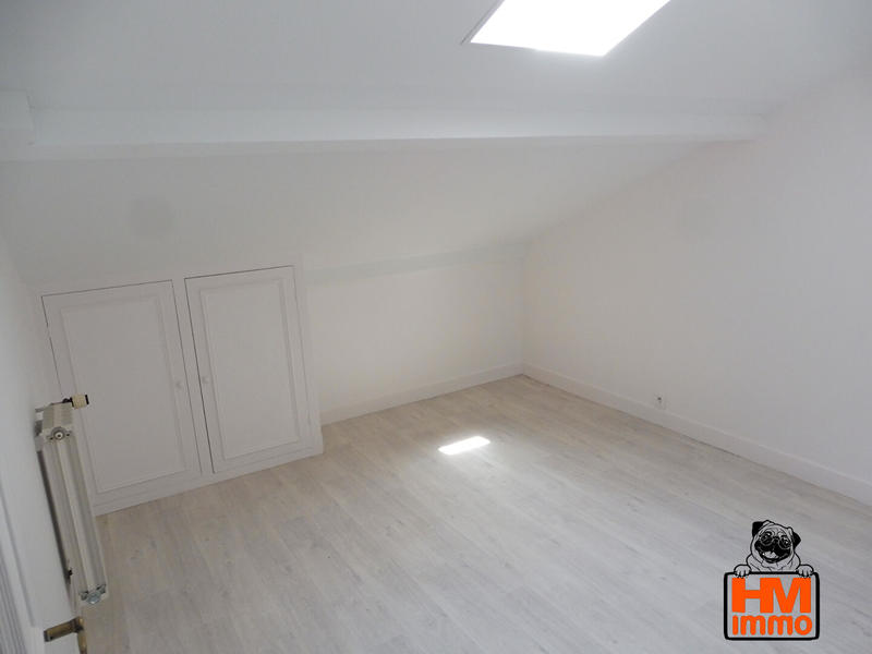 Maison - 141 m² - 10 pièces