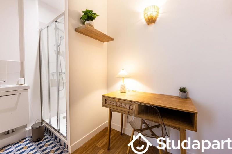 Chambre - 11 m² - 1 pièce