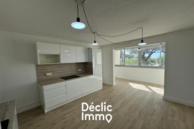 Appartement ancien - 57 m² - 3 pièces