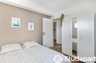 Chambre - 11 m² - 1 pièce