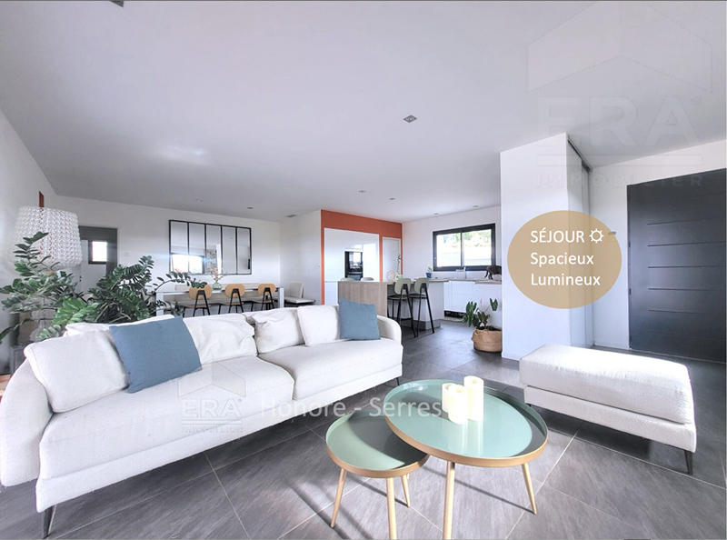 Maison - 151 m² - 5 pièces