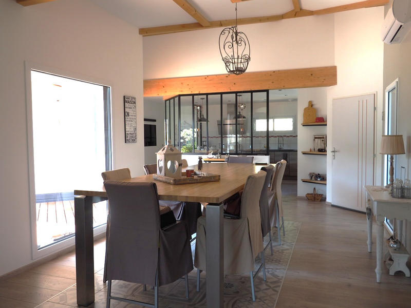 Maison - 232 m² - 8 pièces