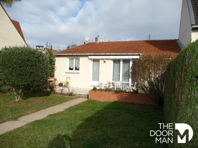 Maison traditionnelle - 87 m² - 3 pièces