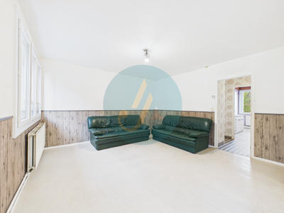 Appartement - 81 m² - 5 pièces