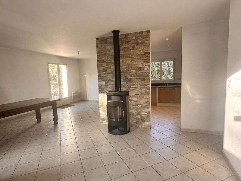 Maison - 95 m² - 6 pièces