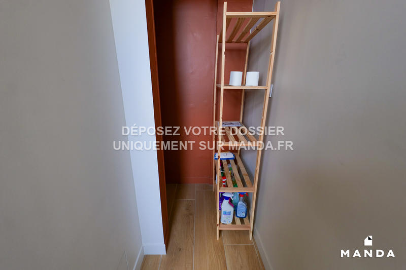 Appartement - 80 m² - 5 pièces