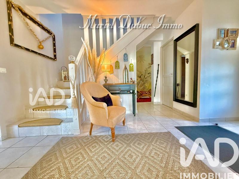 Maison - 185 m² - 5 pièces