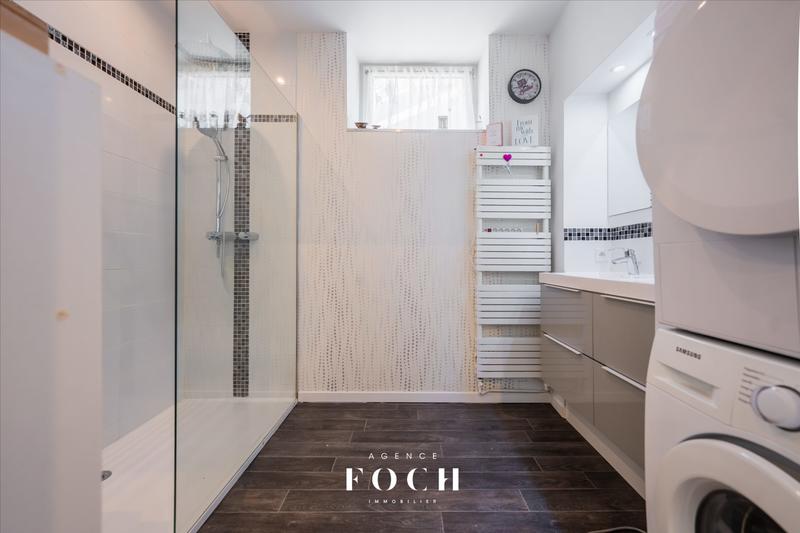 Appartement - 94 m² - 4 pièces