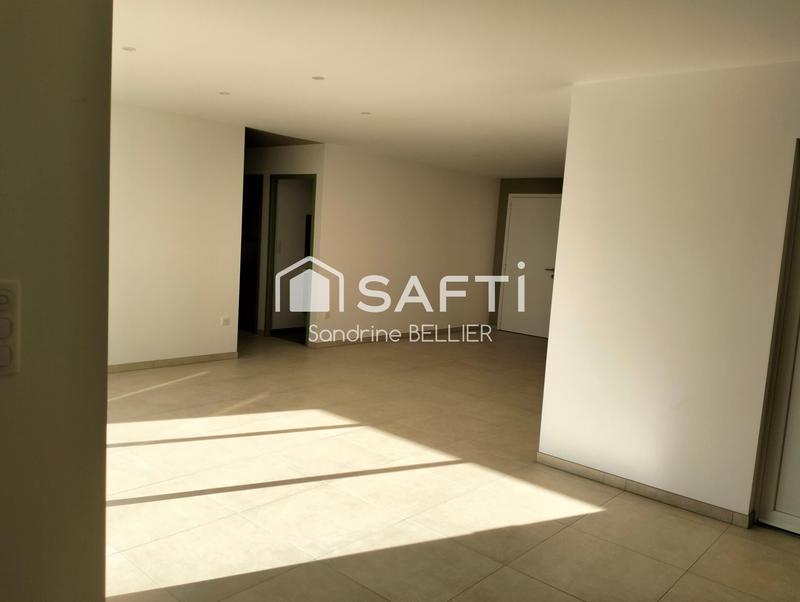 Maison - 94 m² - 4 pièces