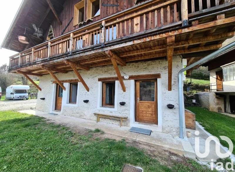 Châlet - 180 m² - 7 pièces