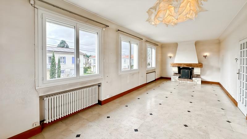 Maison - 138 m² - 6 pièces