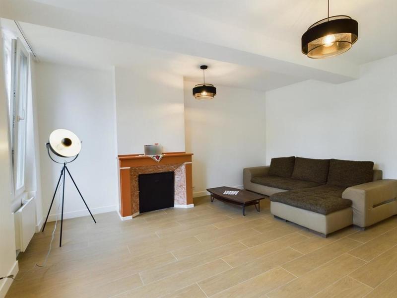 Appartement - 85 m² - 4 pièces