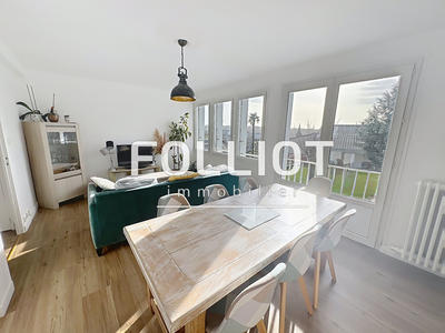 Appartement - 86 m² - 5 pièces