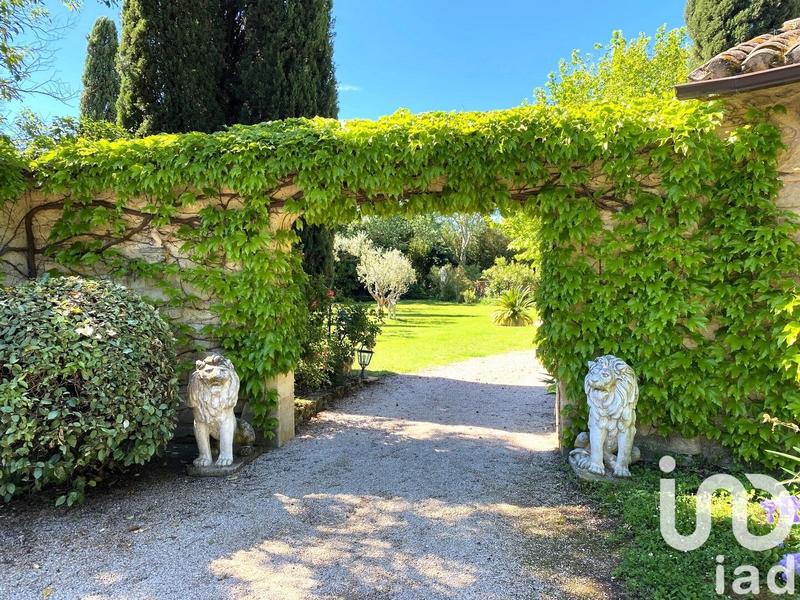 Maison - 335 m² - 9 pièces