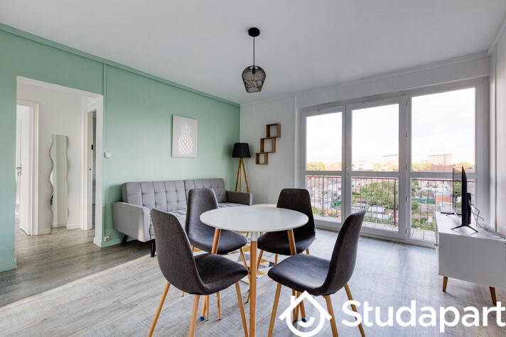 Chambre - 66 m² - 1 pièce