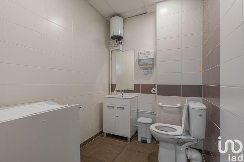 Local commercial - 112 m²