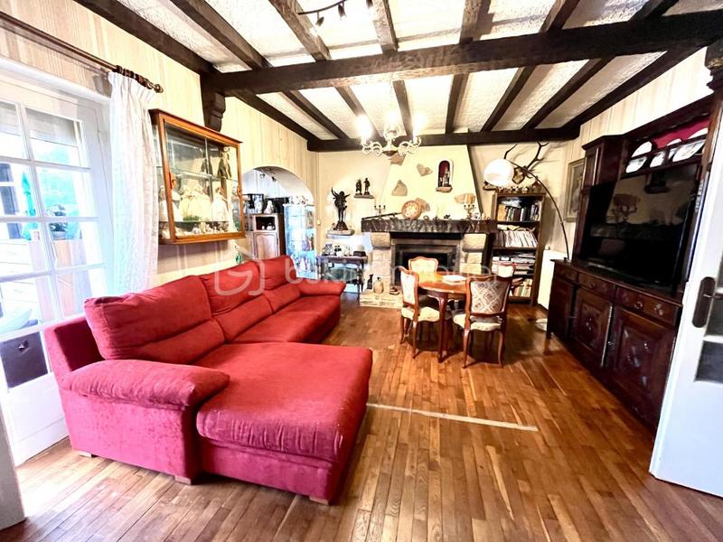 Maison - 112 m² - 7 pièces