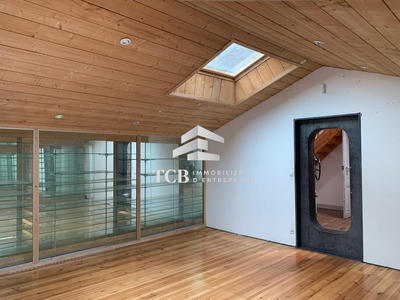 Local commercial - 358 m²