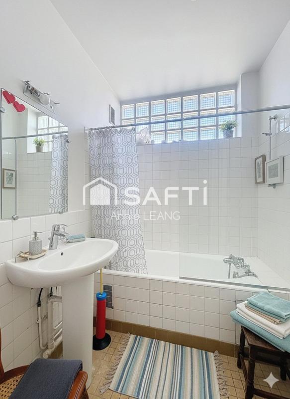 Appartement - 82 m² - 4 pièces