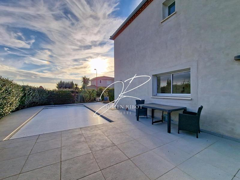 Maison - 110 m² - 4 pièces