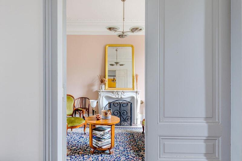 Maison - 244 m² - 10 pièces