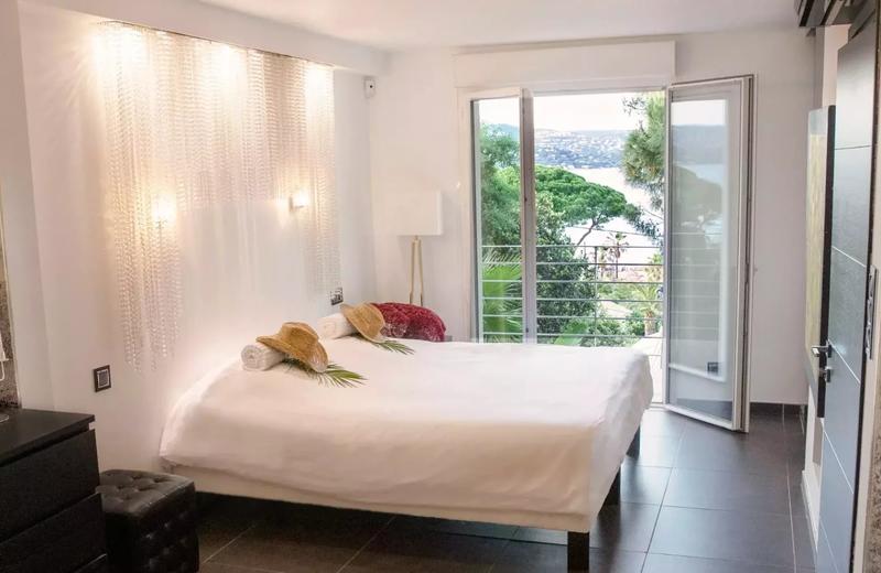 Maison - 172 m² - 10 pièces