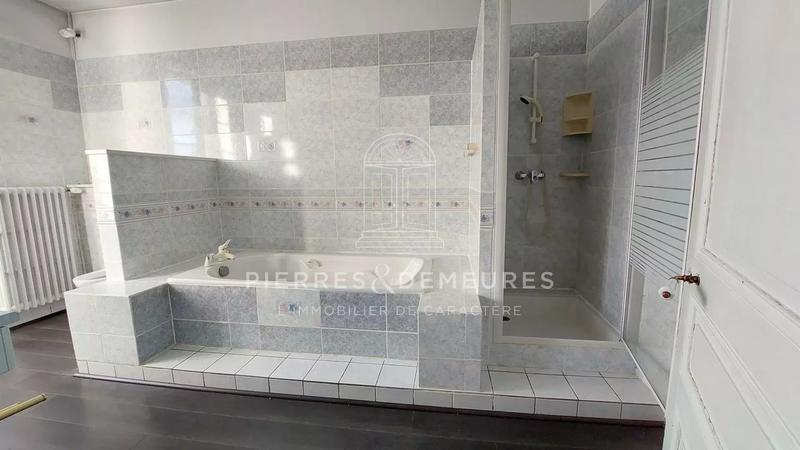 Maison de ville - 122 m² - 5 pièces