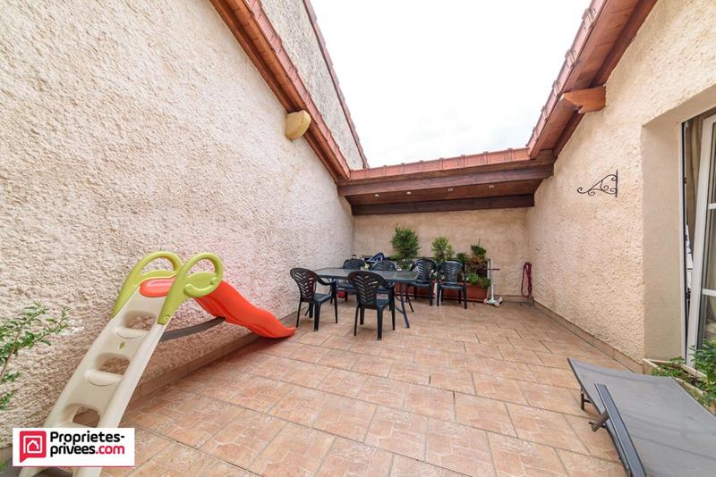Maison de village - 245 m² - 7 pièces