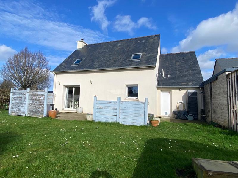 Maison - 95 m² - 5 pièces