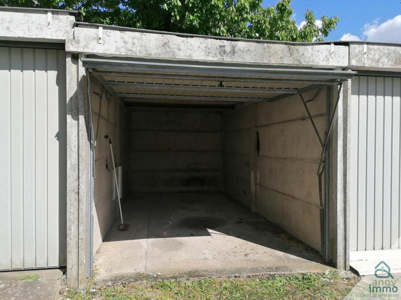 Garage - 12 m²