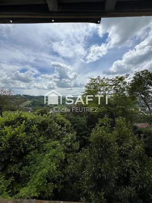 Maison - 150 m² - 5 pièces