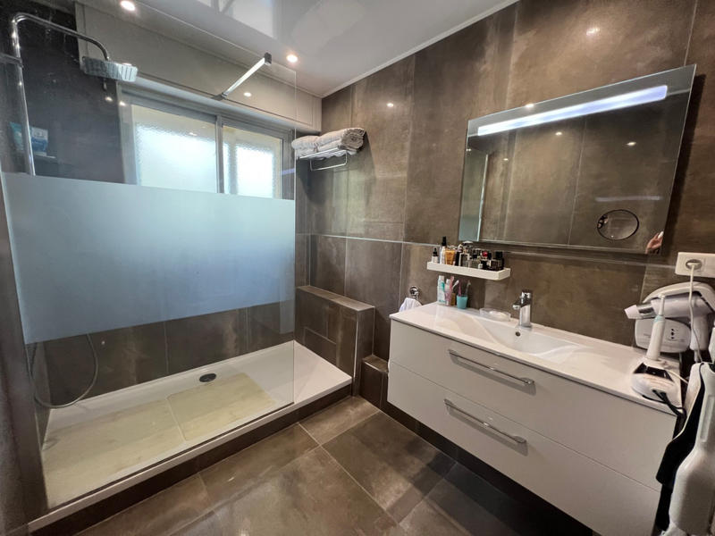 Appartement - 110 m² - 4 pièces