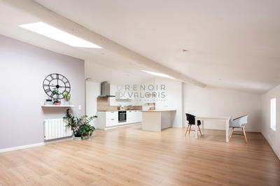 Appartement - 80 m² - 4 pièces