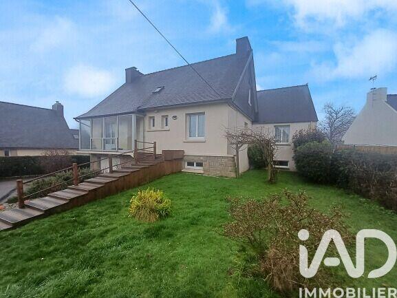 Maison - 187 m² - 7 pièces
