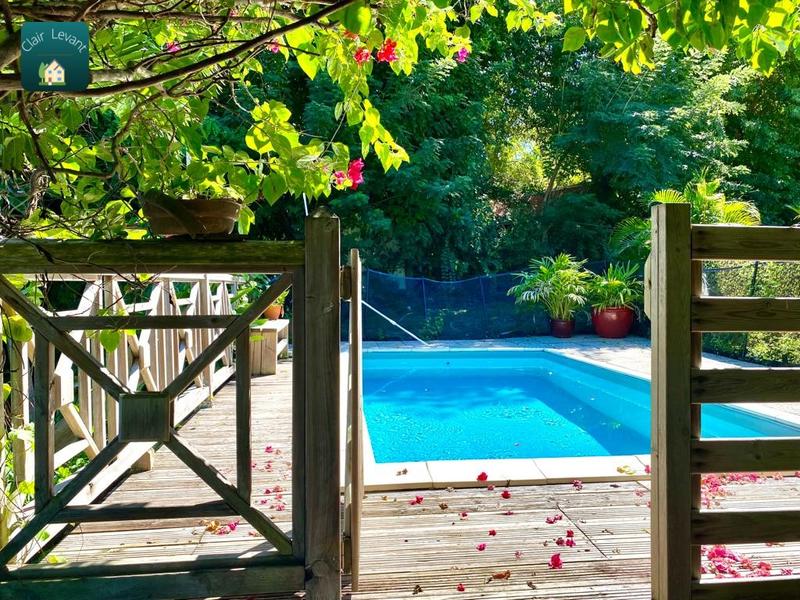 Maison - 120 m² - 10 pièces