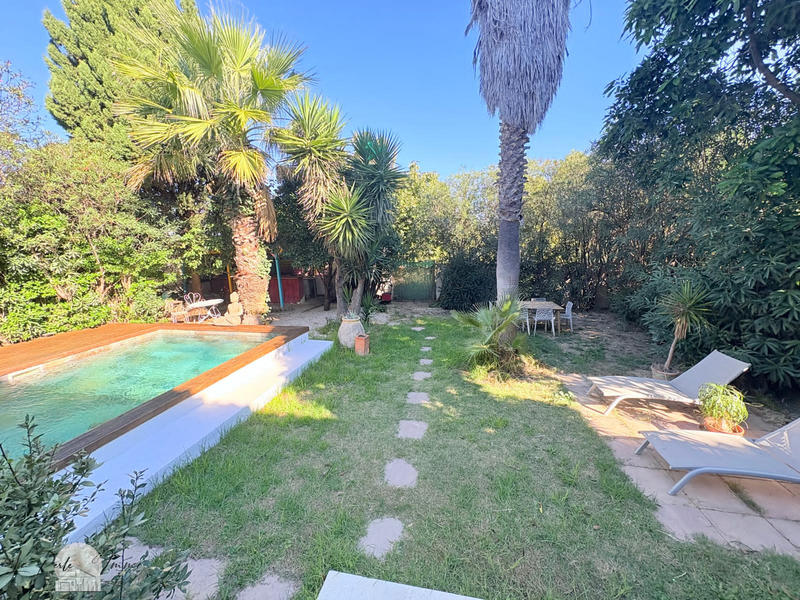 Mas - 210 m² - 5 pièces